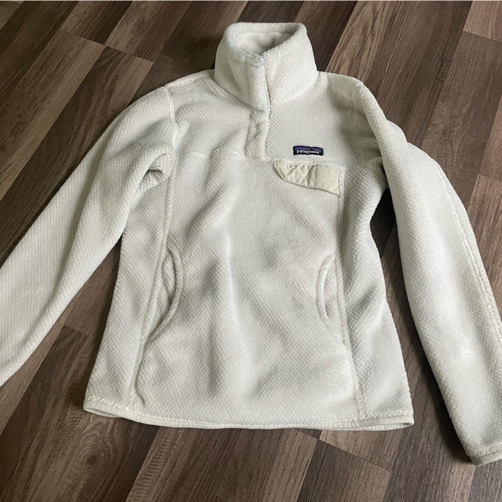 Patagonia Women's Cream Cowl Neck Sweater